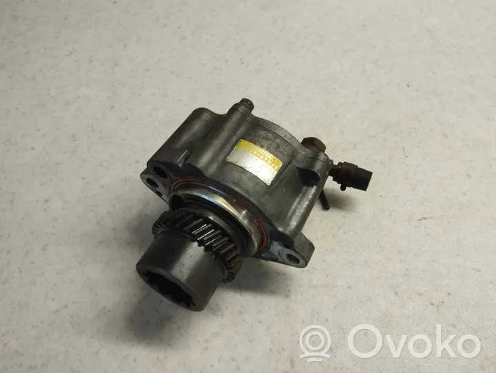 Toyota Land Cruiser (J120) Pompe à vide 29300-67020