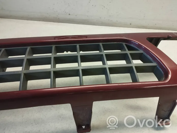 Opel Frontera A Grille calandre supérieure de pare-chocs avant 91140007