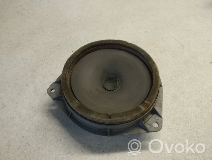 Toyota Land Cruiser (J100) Garsiakalbis (-iai) priekinėse duryse 86160-22790