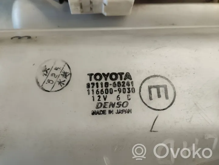 Toyota Land Cruiser (J100) Nagrzewnica / Komplet 8711060241