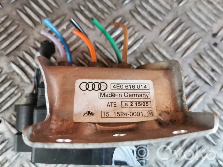 Audi A8 S8 D3 4E Blocco valvola della sospensione pneumatica 4E0616014B