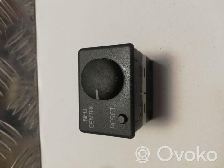 Volvo S40, V40 On-board computer control switch 889988