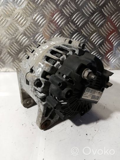 Renault Trafic III (X82) Generatore/alternatore 231008633R