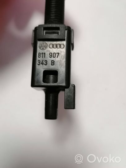 Audi A4 S4 B5 8D Sensor Bremspedal 811907343B