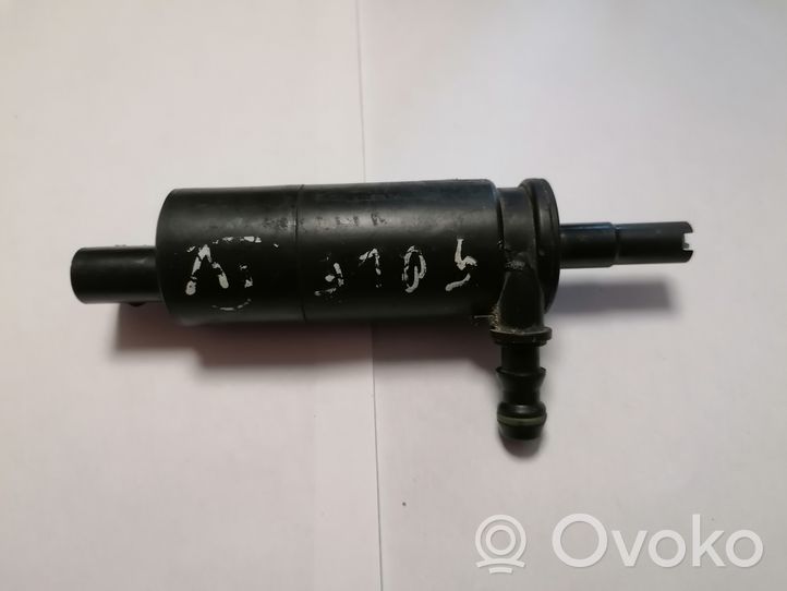 Volkswagen Golf IV Headlight washer pump 3B7955681
