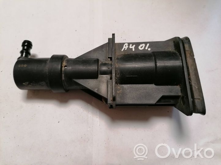 Audi A4 S4 B5 8D Dysza spryskiwacza lampy przedniej 8D0807788AA