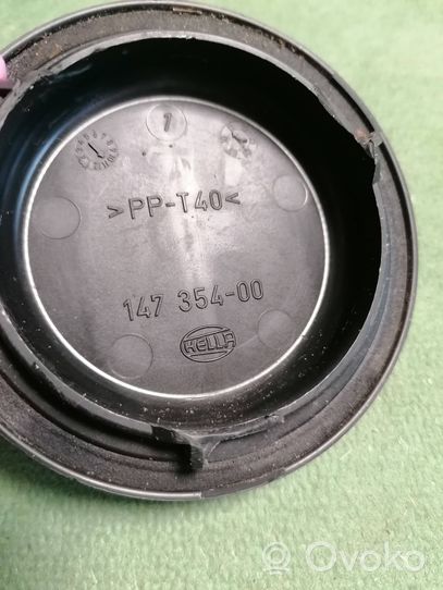 Opel Astra J Cache-poussière de phare avant 14735400