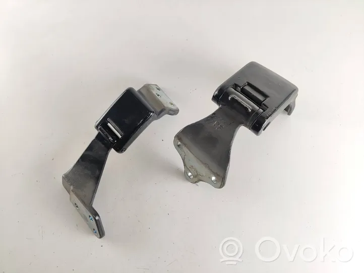 Mercedes-Benz Vito Viano W447 Set di cerniere portiera di carico A4477400137