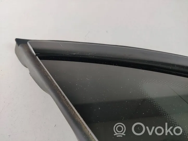 Porsche Macan Rear side window/glass 95B845297