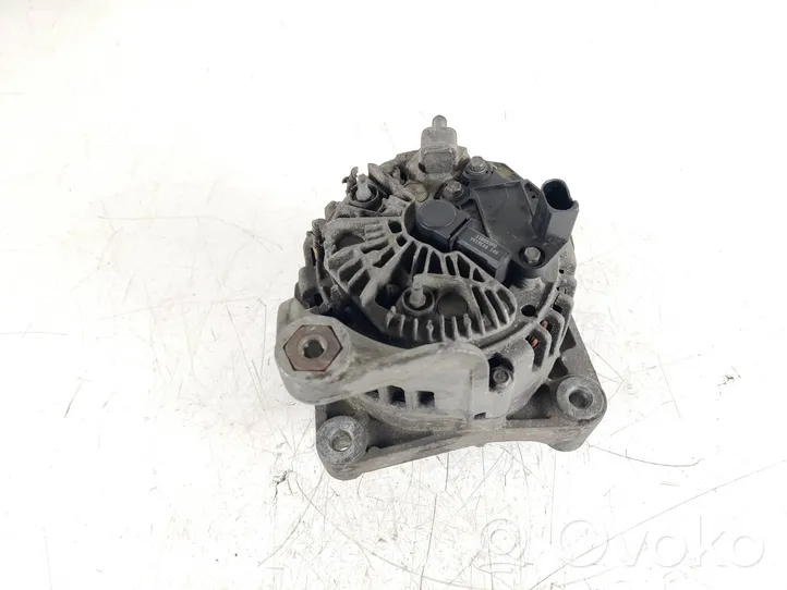 BMW 5 E60 E61 Generatore/alternatore 