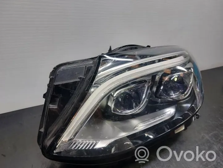 Mercedes-Benz GLE AMG (W166 - C292) Lampa przednia 