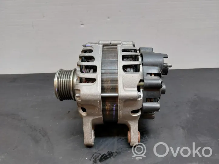 Renault Clio IV Alternator 