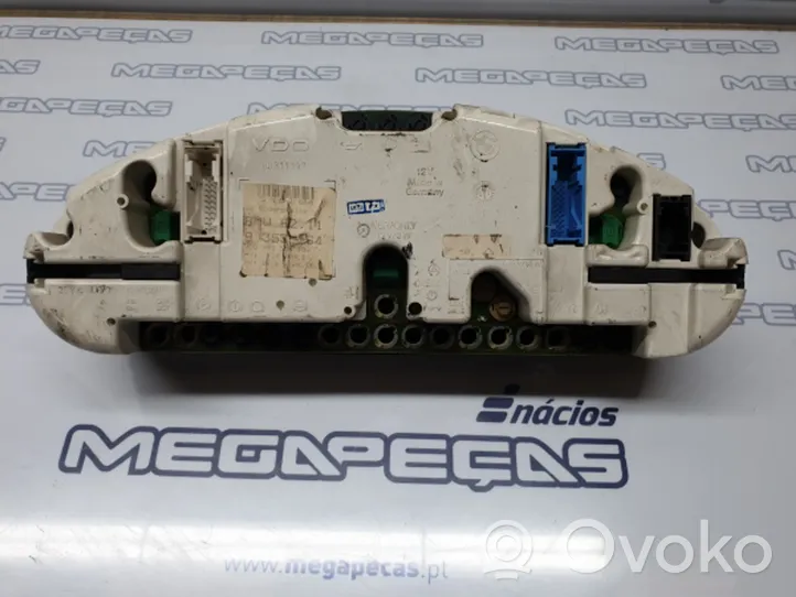 BMW 3 E36 Compteur de vitesse tableau de bord 