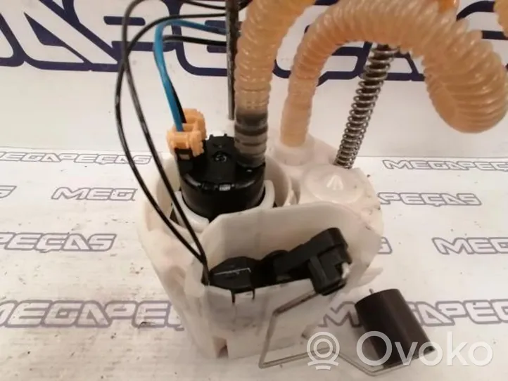 BMW M3 F80 Bomba interna de combustible 