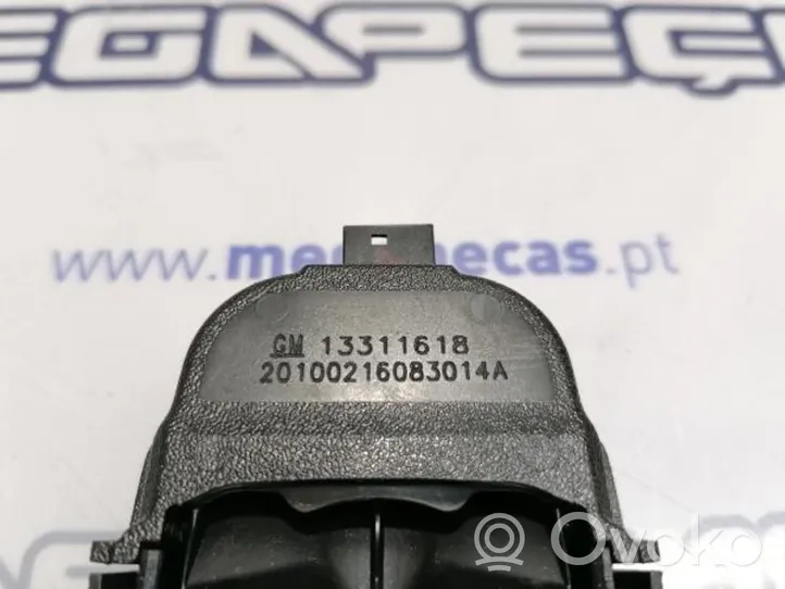 Opel Astra J Rain sensor 