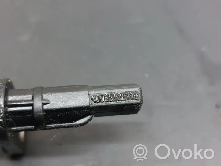 Mercedes-Benz A W176 Priekšējais bremžu ABS sensors 