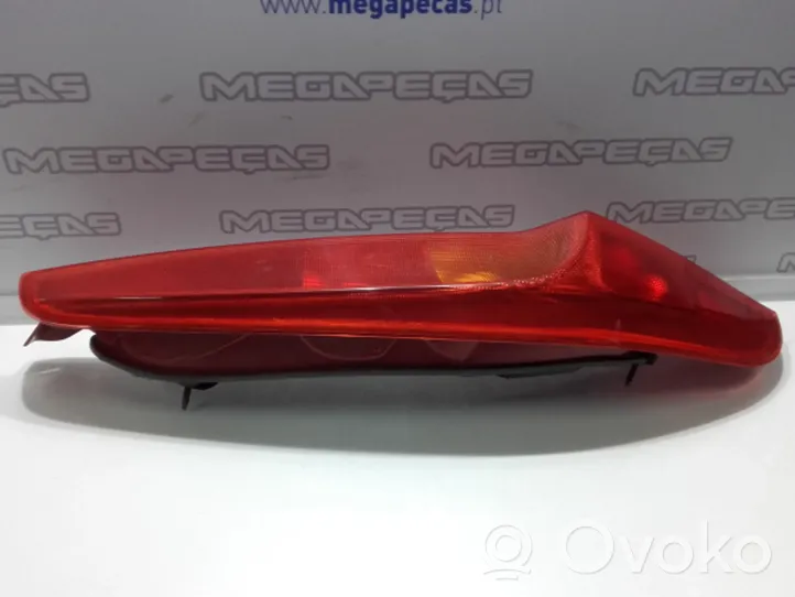 Fiat Punto (188) Lampy tylnej klapy bagażnika 