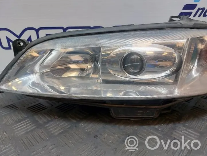 Opel Vectra B Lampa przednia 