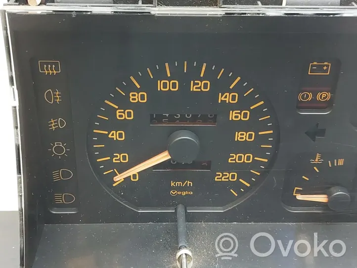 Renault 21 Speedometer (instrument cluster) 