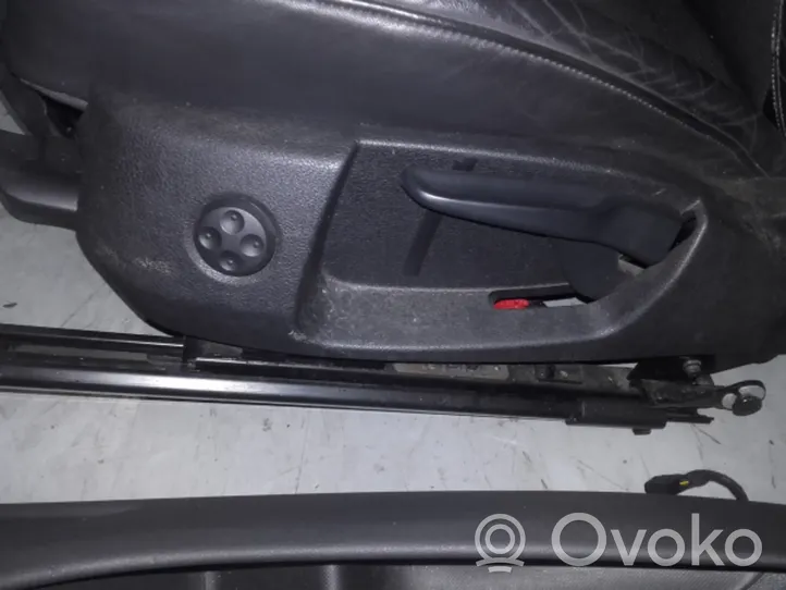 Audi A4 S4 B8 8K Set di rivestimento sedili e portiere 