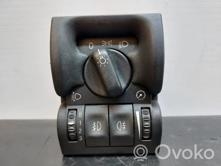 Opel Vectra B Inne przełączniki i przyciski 