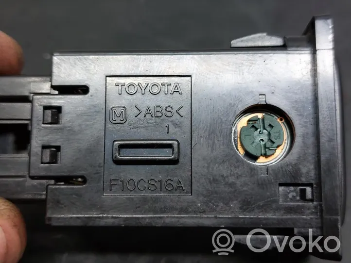 Toyota RAV 4 (XA20) Citu veidu slēdži / pogas / pārslēdzēji 