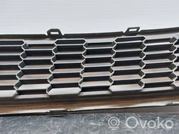 Volkswagen Polo V 6R Grille de calandre avant 