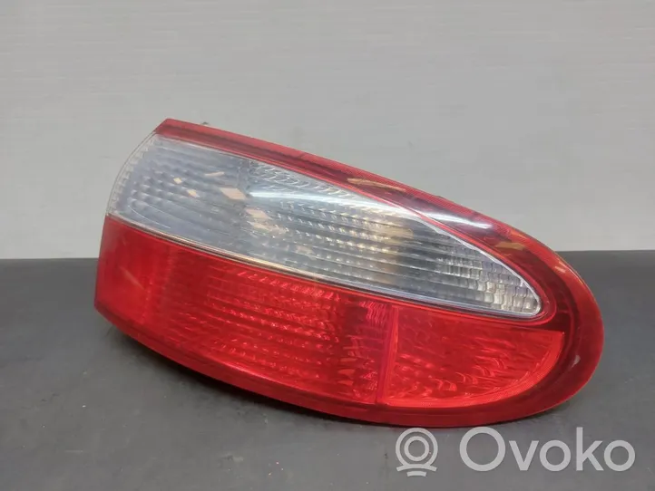 Daewoo Lanos Tailgate rear/tail lights 