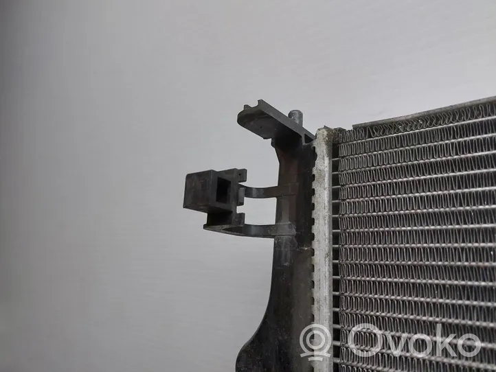 Nissan Qashqai Radiateur de refroidissement 