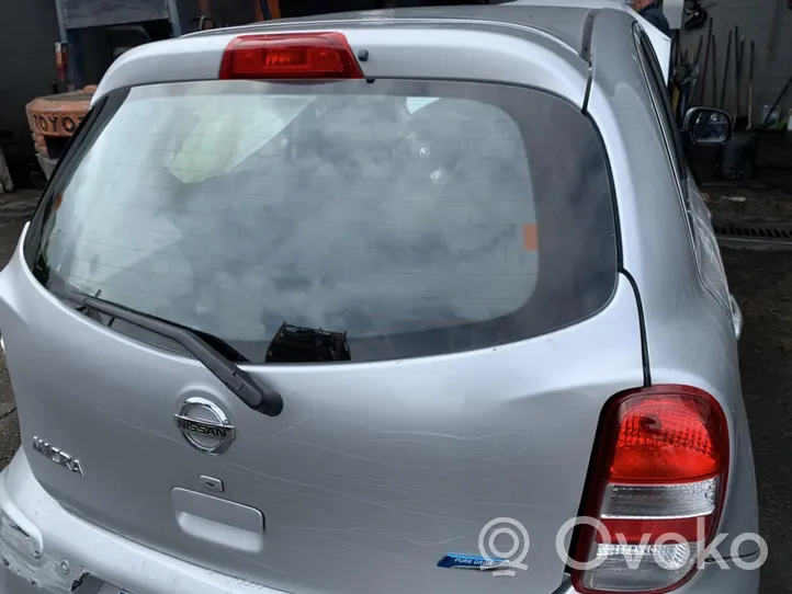 Nissan Micra Luci posteriori del portellone del bagagliaio 