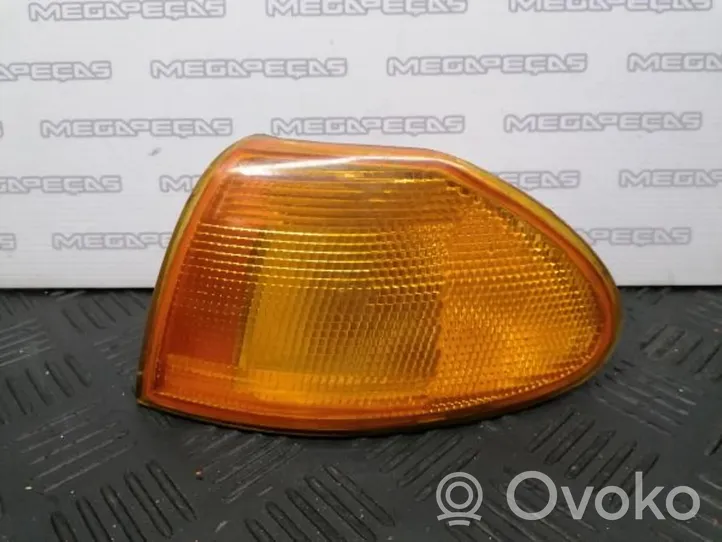 Opel Astra F Faro diurno con luce led 