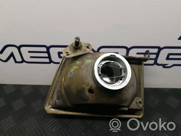 Ford Escort Lampa przednia 