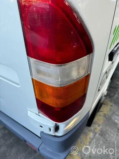 Mercedes-Benz Sprinter W901 W902 W903 W904 Lampy tylnej klapy bagażnika 