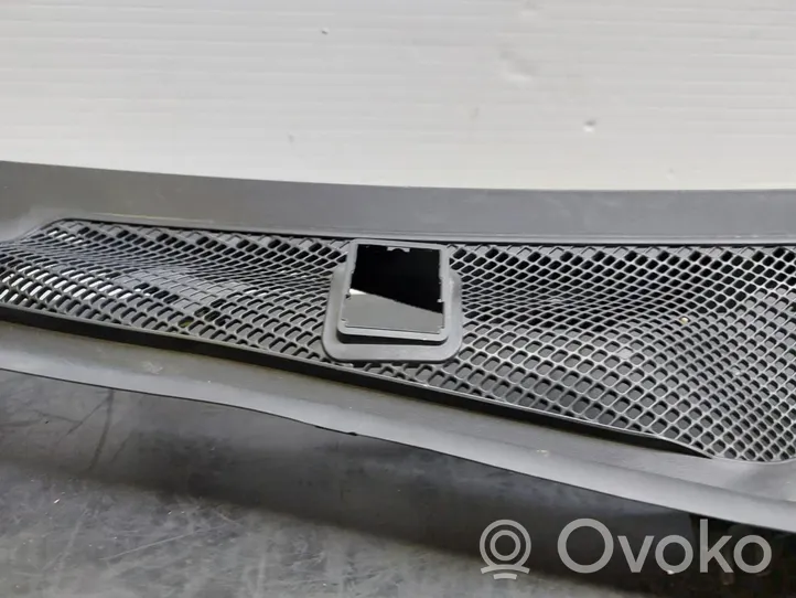 Mercedes-Benz E C207 W207 Wiper trim 