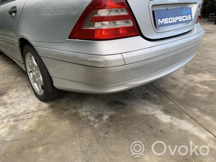 Mercedes-Benz C W203 Pare-chocs 