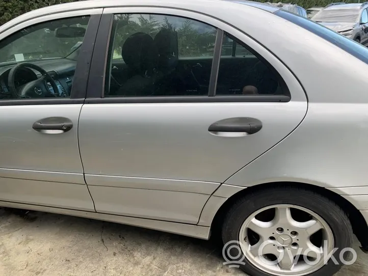 Mercedes-Benz C W203 Porte arrière 