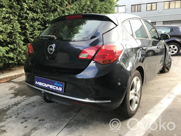 Opel Astra J Portellone posteriore/bagagliaio 