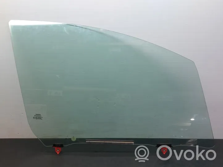 Toyota Yaris Front door window glass four-door 