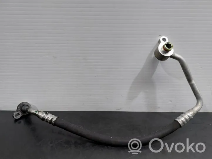 Volvo V40 Cross country Tubo flessibile aria condizionata (A/C) 