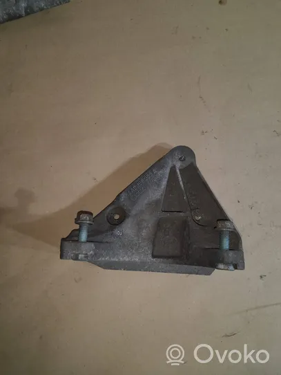 Audi A6 S6 C4 4A Engine mounting bracket 4A0199353A