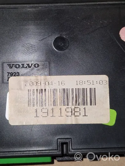Volvo V70 Monitor/display/piccolo schermo 7923