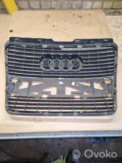 Audi A6 S6 C6 4F Atrapa chłodnicy / Grill 4F0853651