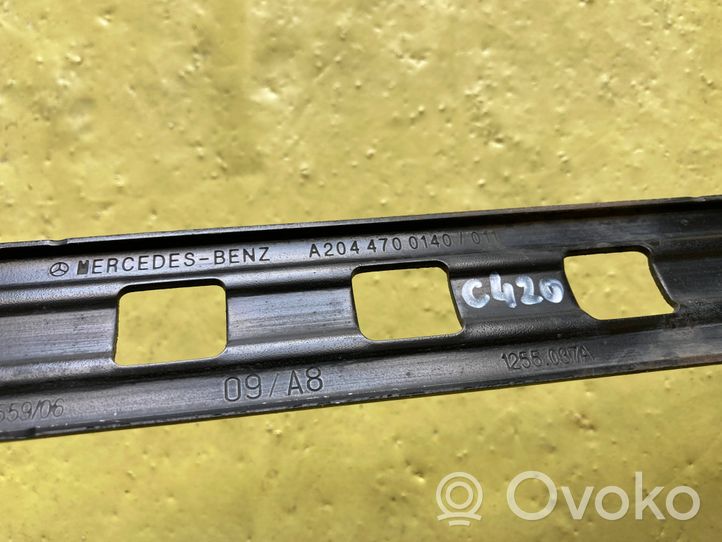 Mercedes-Benz C AMG W204 Staffa di fissaggio del serbatoio del carburante A2044700140