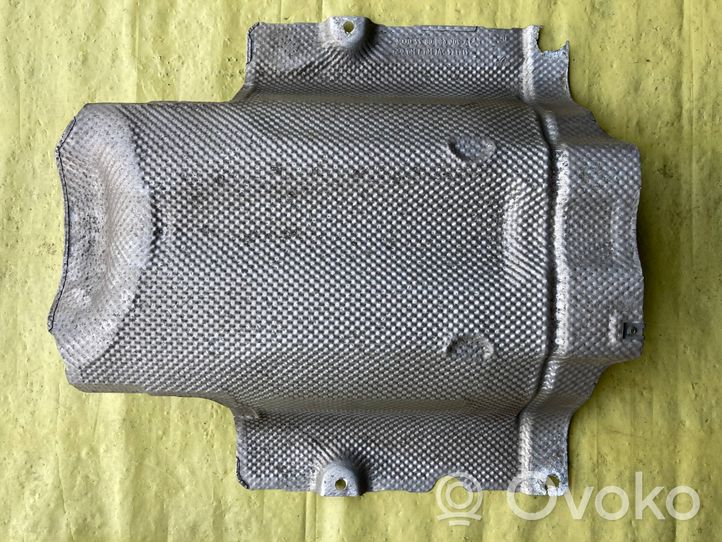 Mercedes-Benz C AMG W204 Bouclier thermique d'échappement A2046800822