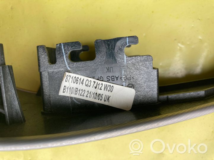 Mercedes-Benz C W203 Support bouton lève vitre porte avant A2037271928