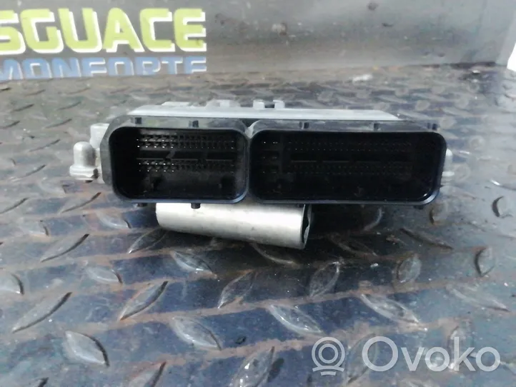 Seat Leon (5F) Sterownik / Moduł ECU 04L907445B