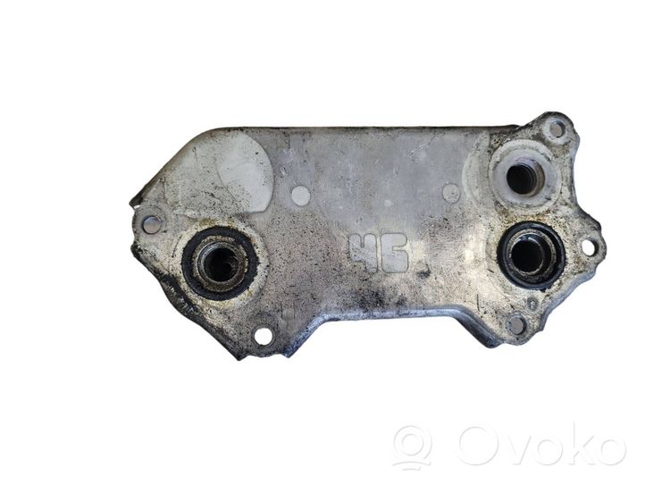 Toyota Avensis T250 Radiatore dell’olio del motore 15710-0r010-00