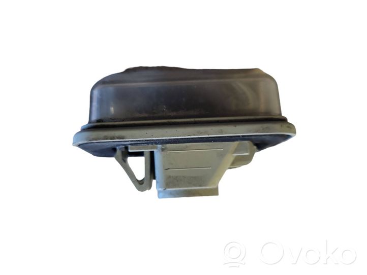 Toyota Avensis T250 Lampa oświetlenia tylnej tablicy rejestracyjnej 001479