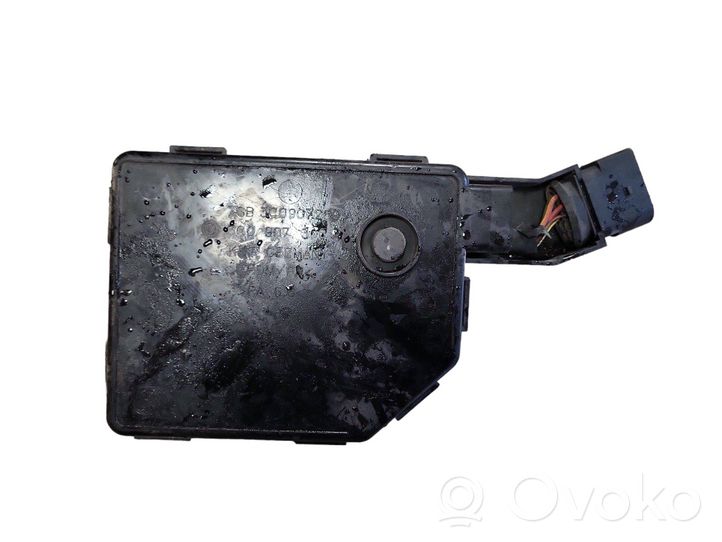 Volkswagen PASSAT B6 Convertisseur / inversion de tension inverseur 3C0907300A