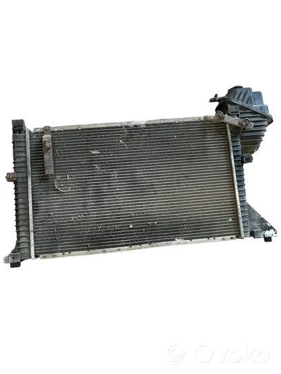 Mercedes-Benz Sprinter W901 W902 W903 W904 Radiateur de refroidissement 